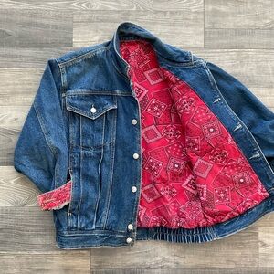 VTG 80s Jordache Jean Jacket Red Bandana Lining Men’s LARGE Blue Denim Trucker